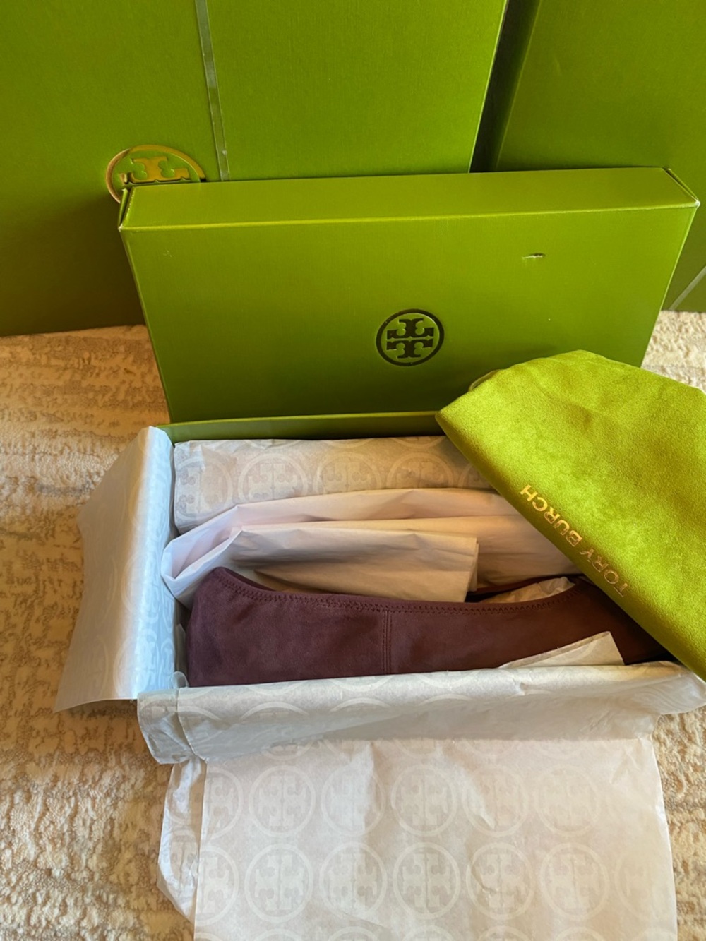 Tory Burch Mauve Suede Logo Ballet Flats - Picture 8 of 10